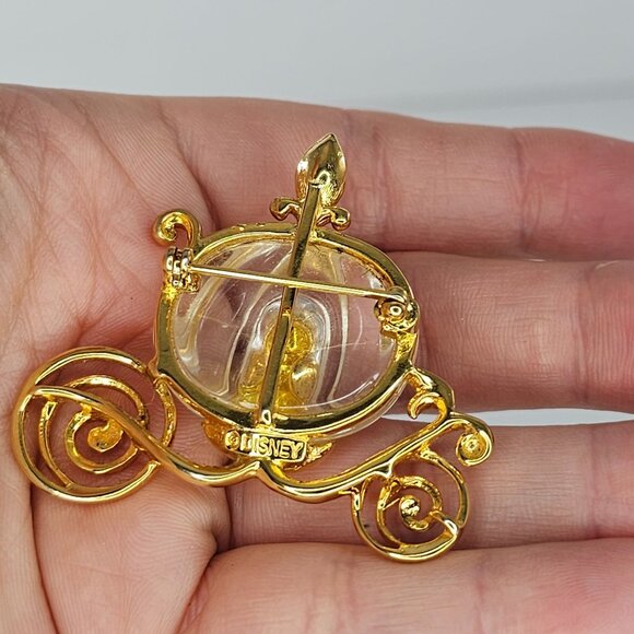 Vintage Disney Napier Cinderella's Carriage Rhinestone & Gold Tone Brooch Pin - Picture 6 of 6